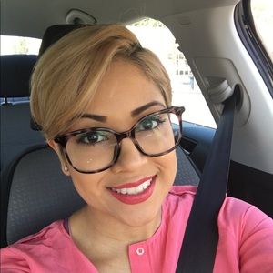 Meet your Posher, Silvia